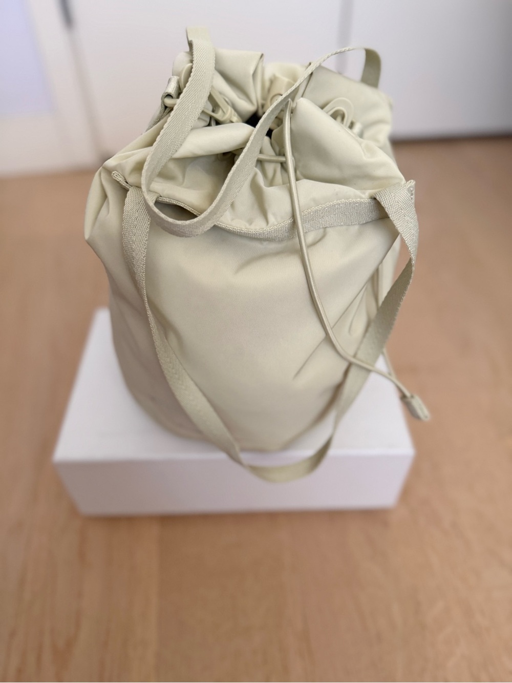 Lemaire Uniqlo U Bucket Bag Natural Top Handle Tote Shoulder or Crossbody NWOT